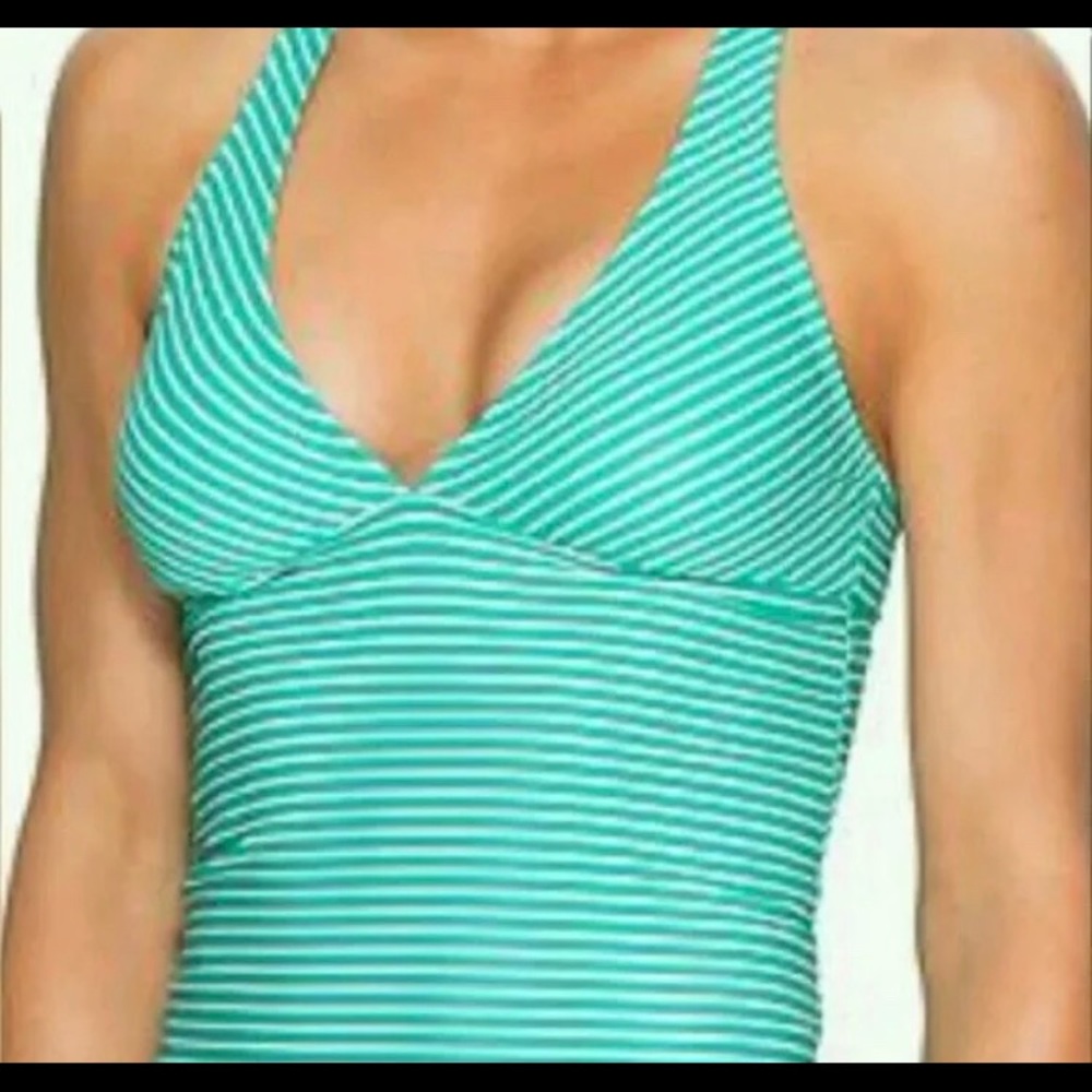 Athlete Zahara Lattice Back Stripe Tankini - Picture 4 of 5